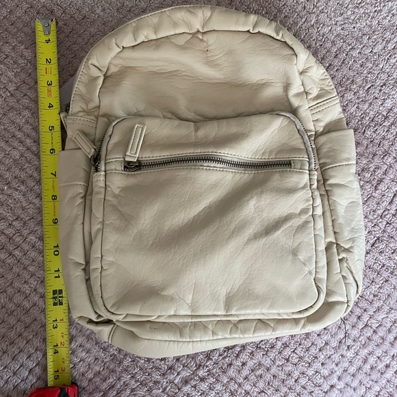 Vegan Leather Backpack NWT - Picture 3 of 8